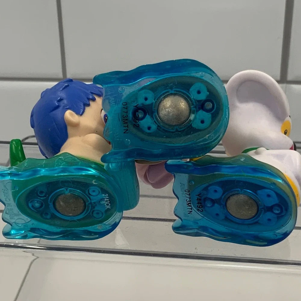 Fisher Price Bubble Guppies Rolling Figures Y4492 Plastic 2in Set